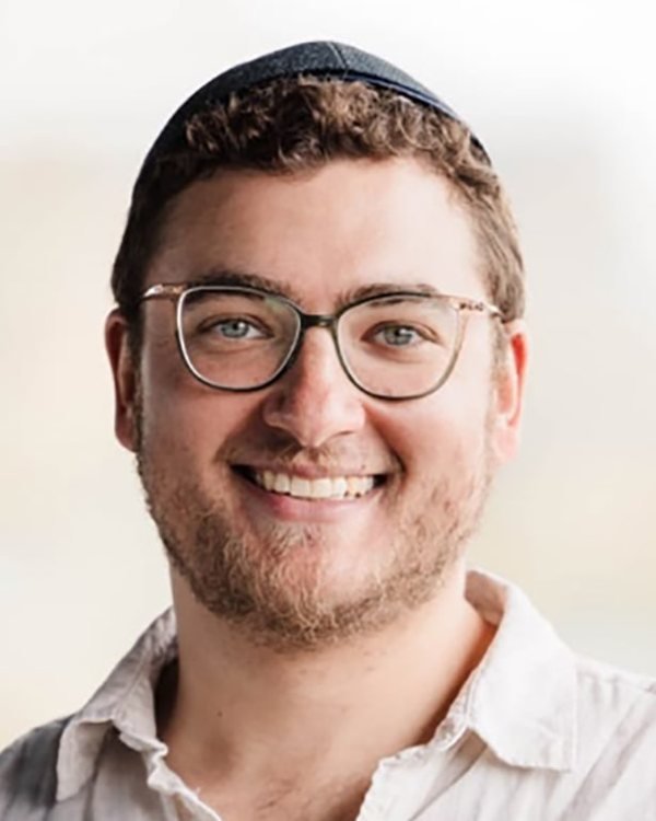 Portrait of Rabbi Avi Welis